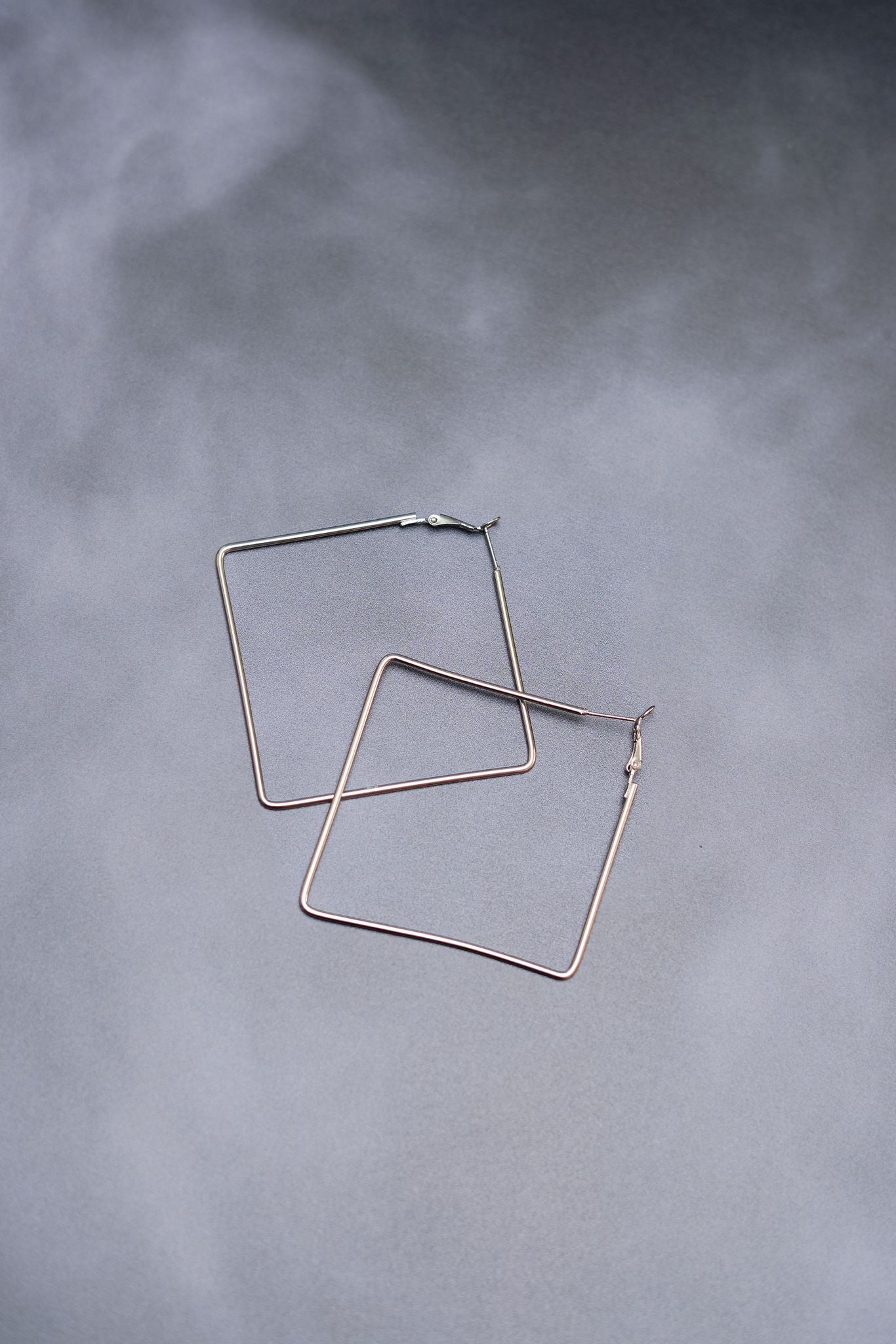 Square shape Smal  Hoop Earrings