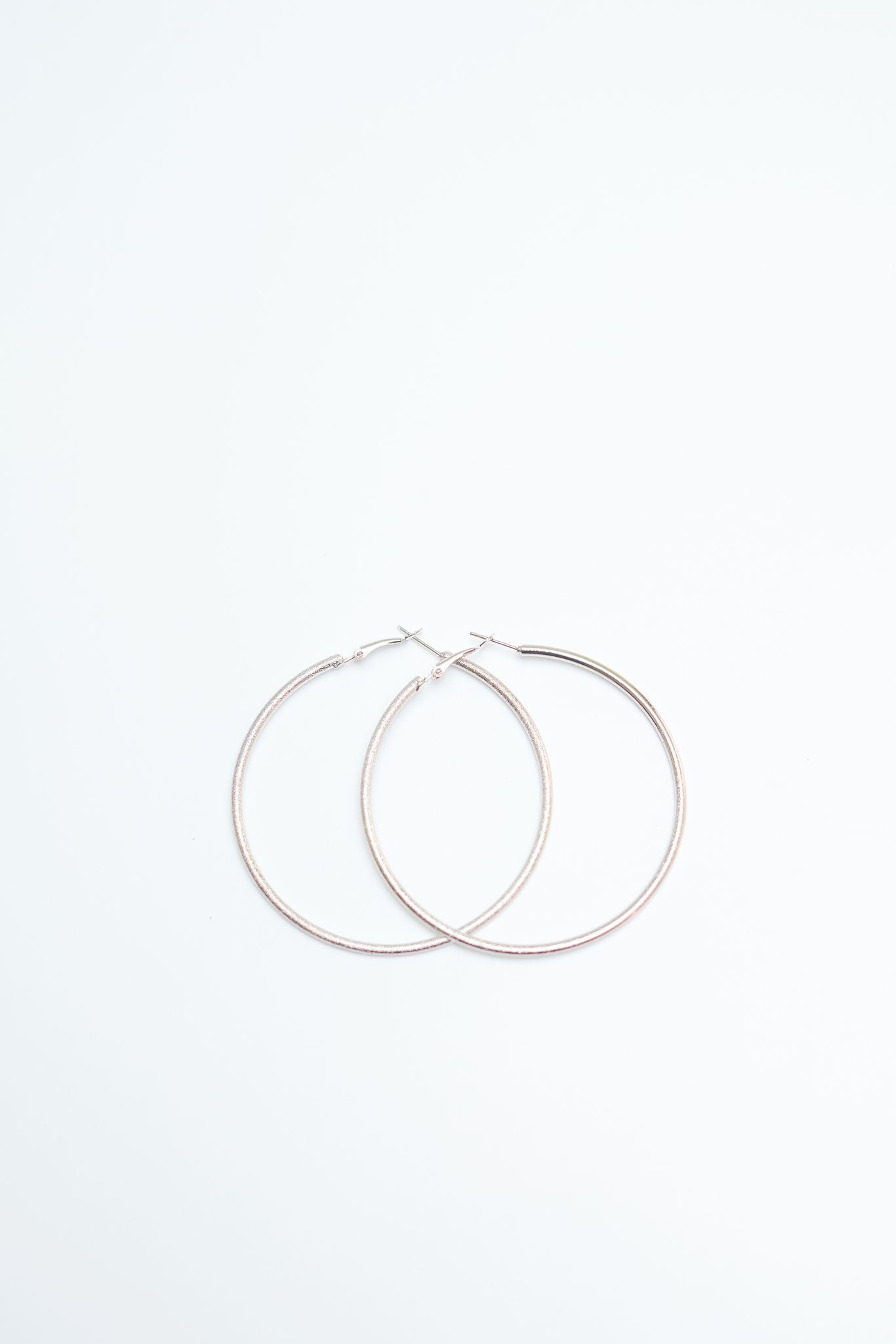 White Gold Round  Hoop Earrings